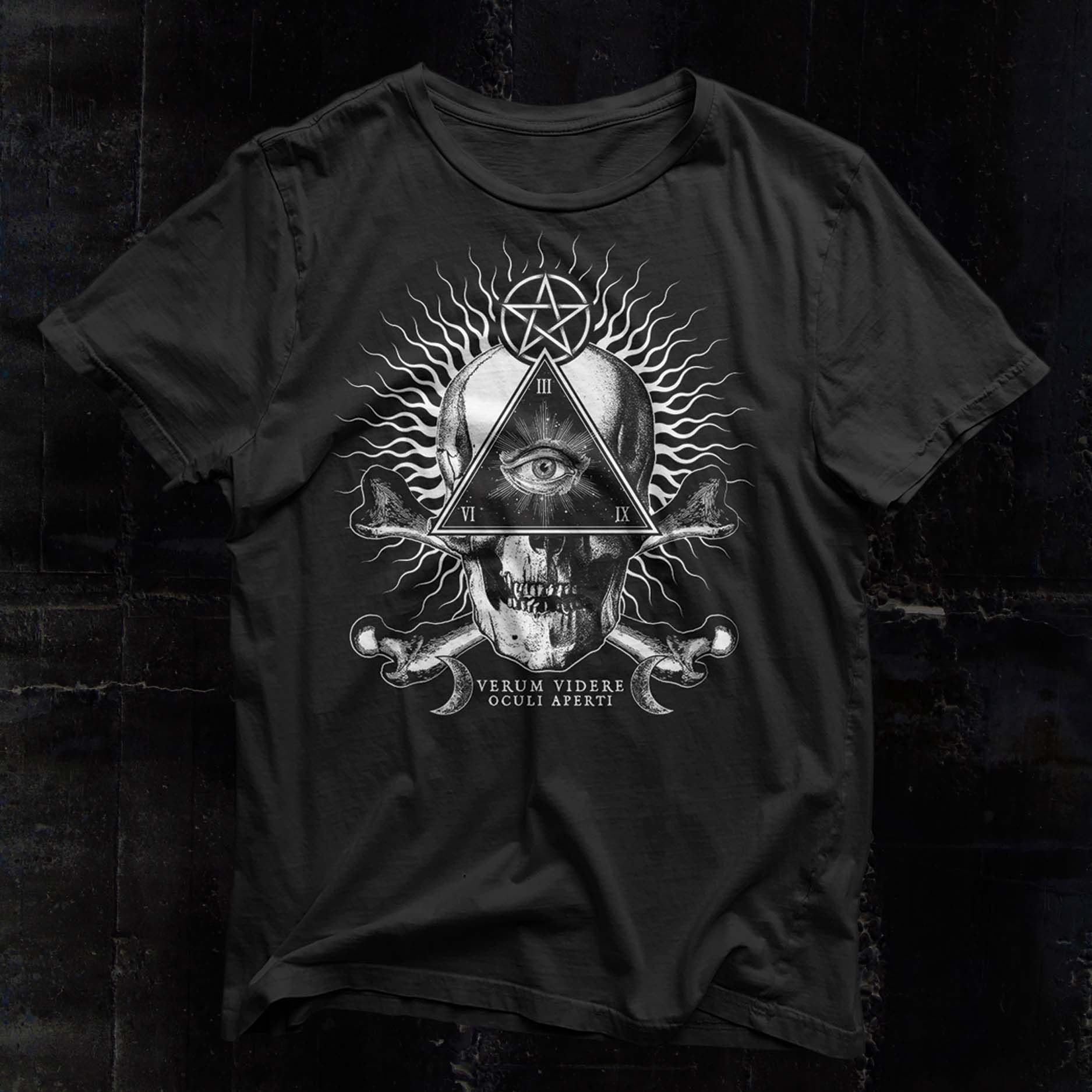 EYES OPEN SEE THE TRUTH (Latin)