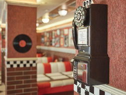  Q. 接客の際に「無断で会話を一部録音」したことは何か不適切行為に該当しますか。事前に伝えないことが問題になりますか。