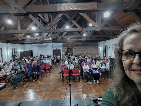 Lembrando da casa lotada na Audição dos Alunos em 2025, no Moinho da Castrolanda! Logo, logo, acontecerá a de 2026! Fiquem atentos! #escolamusicacastropr
