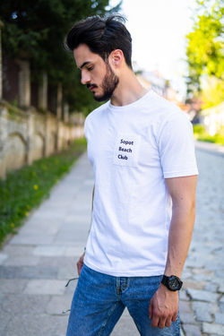 modelling clothes