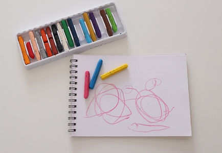 絵画レッスンが幼児の心と体に与える影響