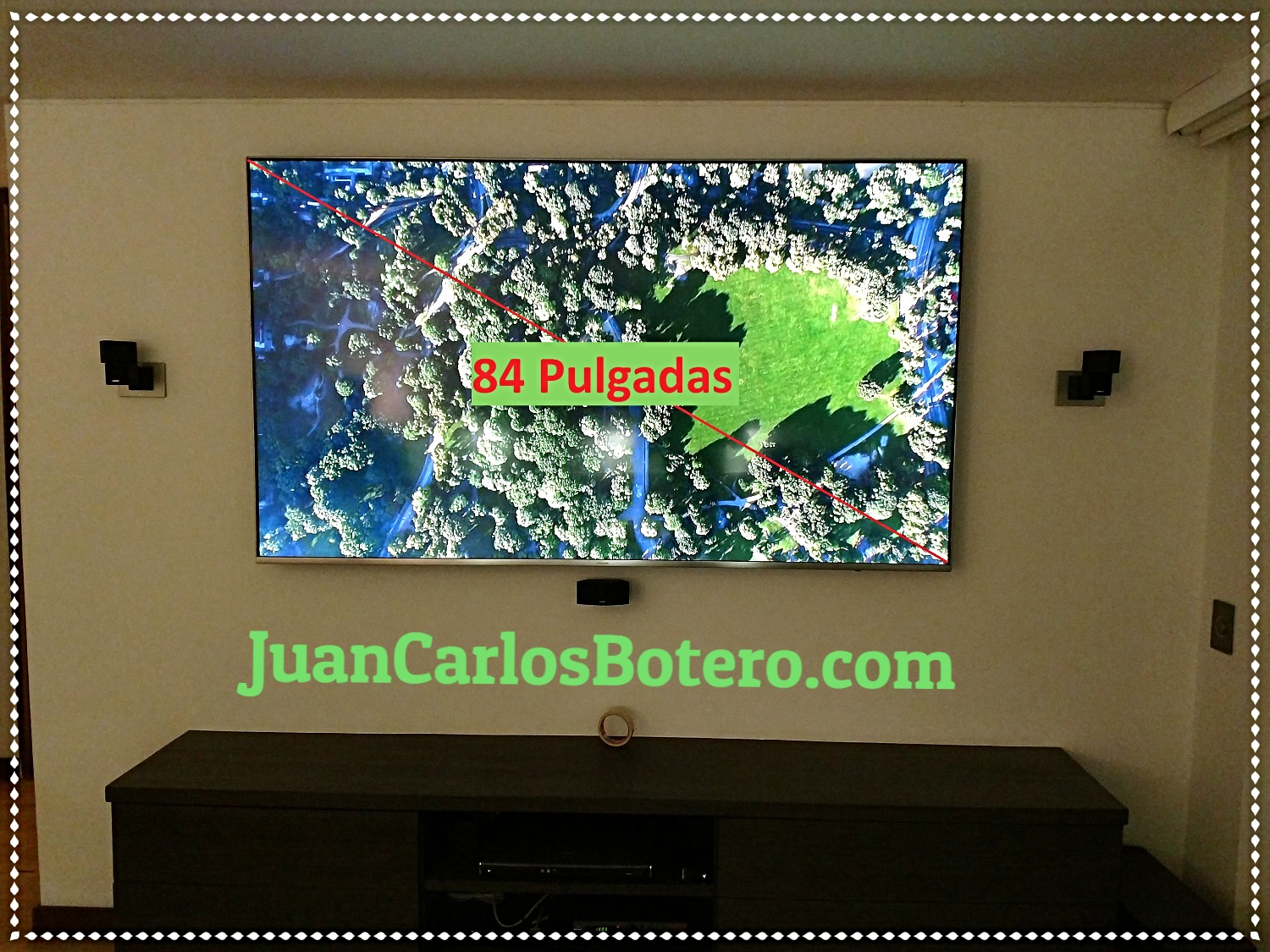 Costoso Televisor de 84"