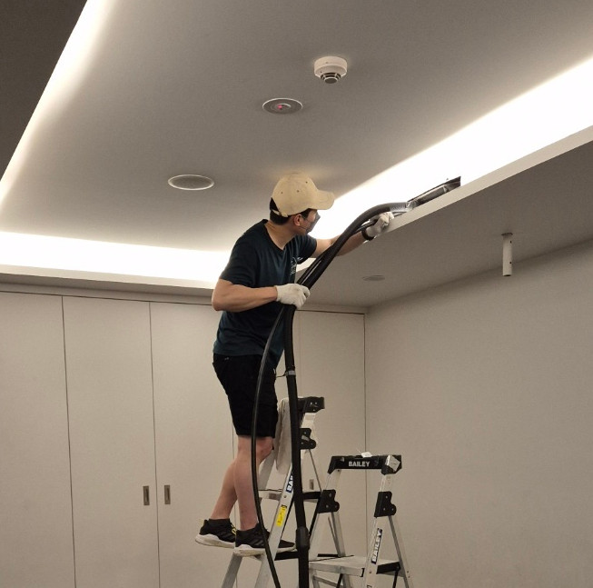 Air conditioning system in hotel and accommodation property