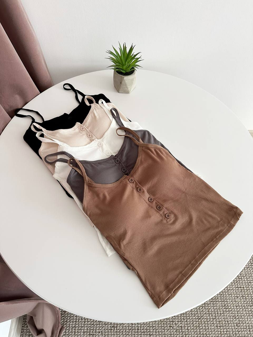 Прев'ю: Топ/майка з поролоном