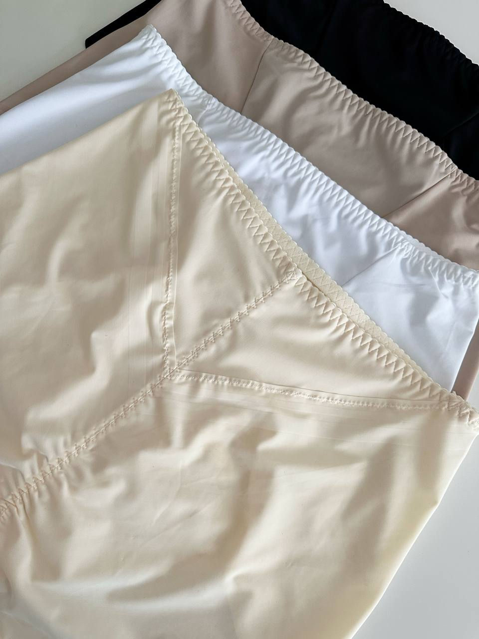 Прев'ю: Високі безшовні трусики