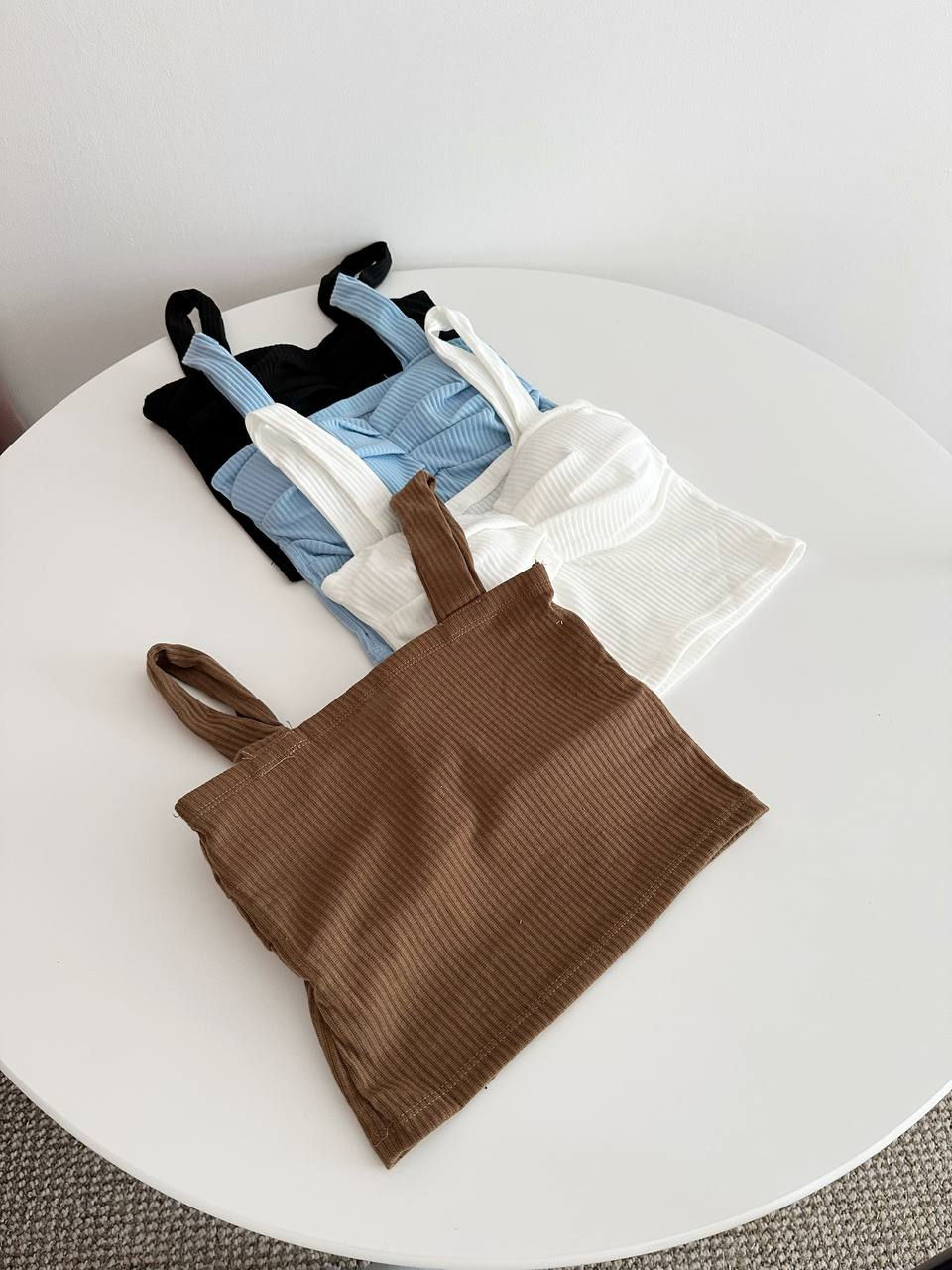 Прев'ю: Топ з бавовни з поролоном