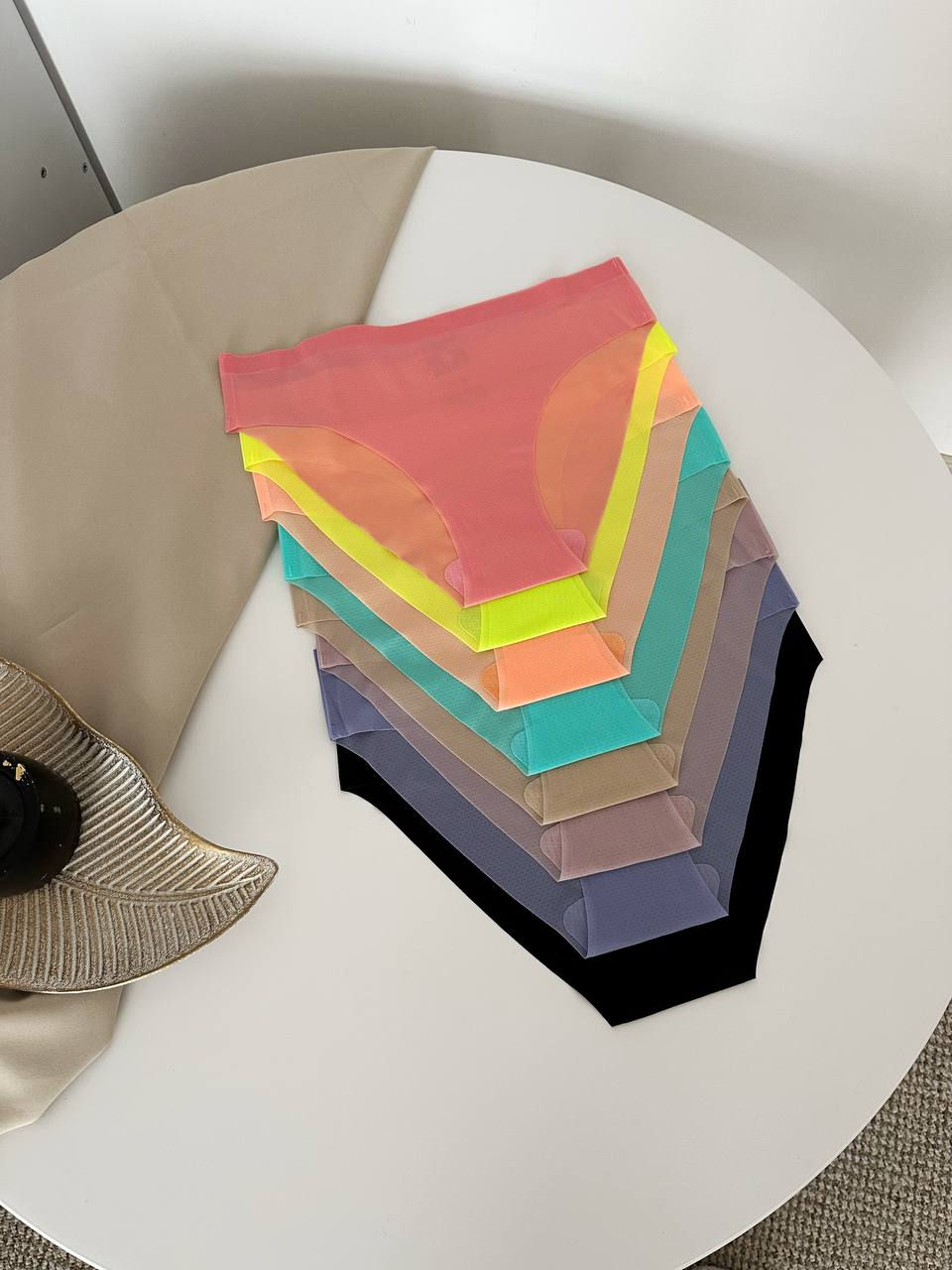 Прев'ю: Безшовні трусики з перфорацією