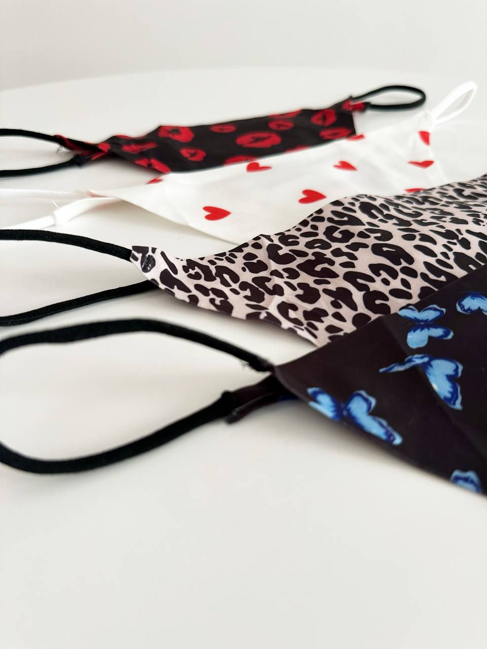 Прев'ю: Безшовні стрінги з бавовняною ластовицею