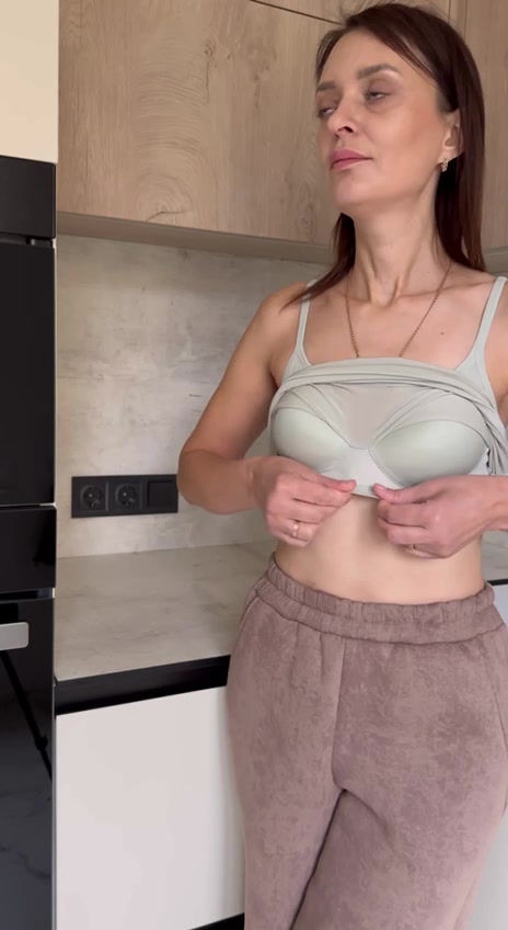 Прев'ю: Майка з віскози з поролоновою вставкою