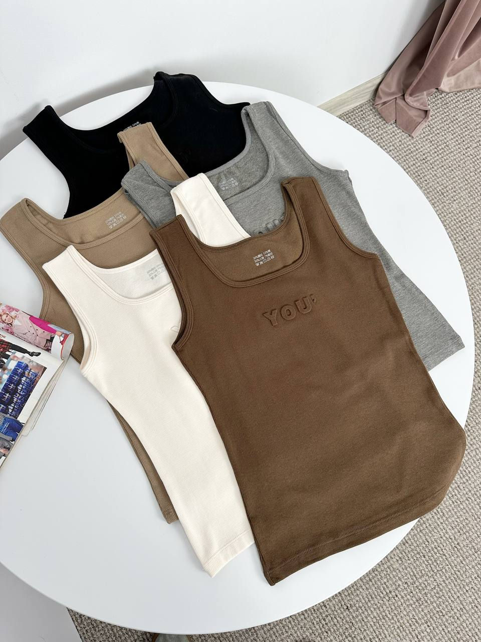 Прев'ю: Майка на байці