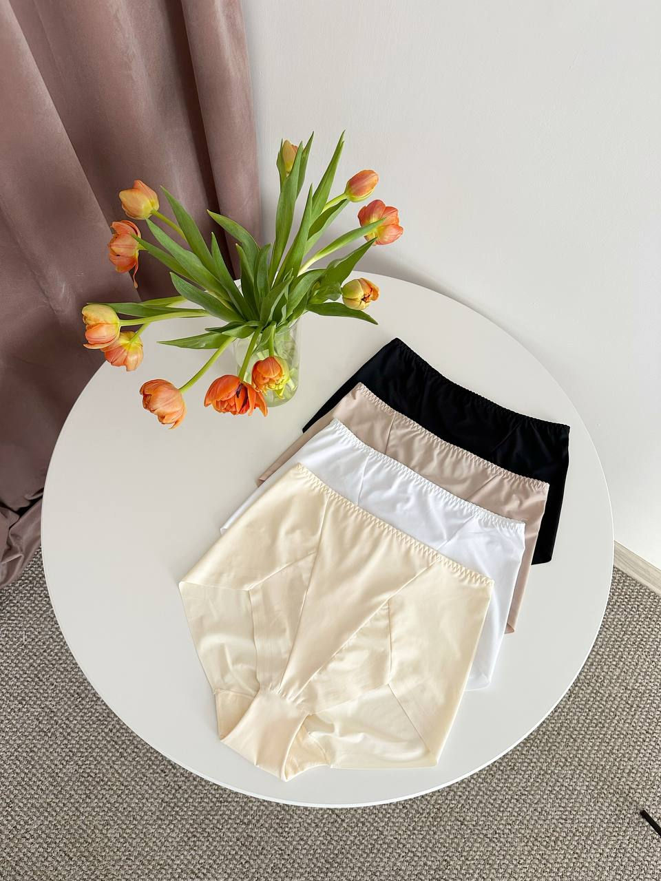 Прев'ю: Високі безшовні трусики