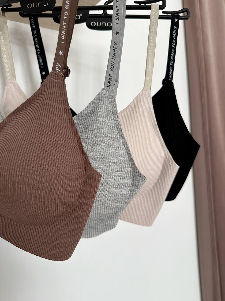 Прев'ю: Анатомічний бюстгальтер без кісточок та швів