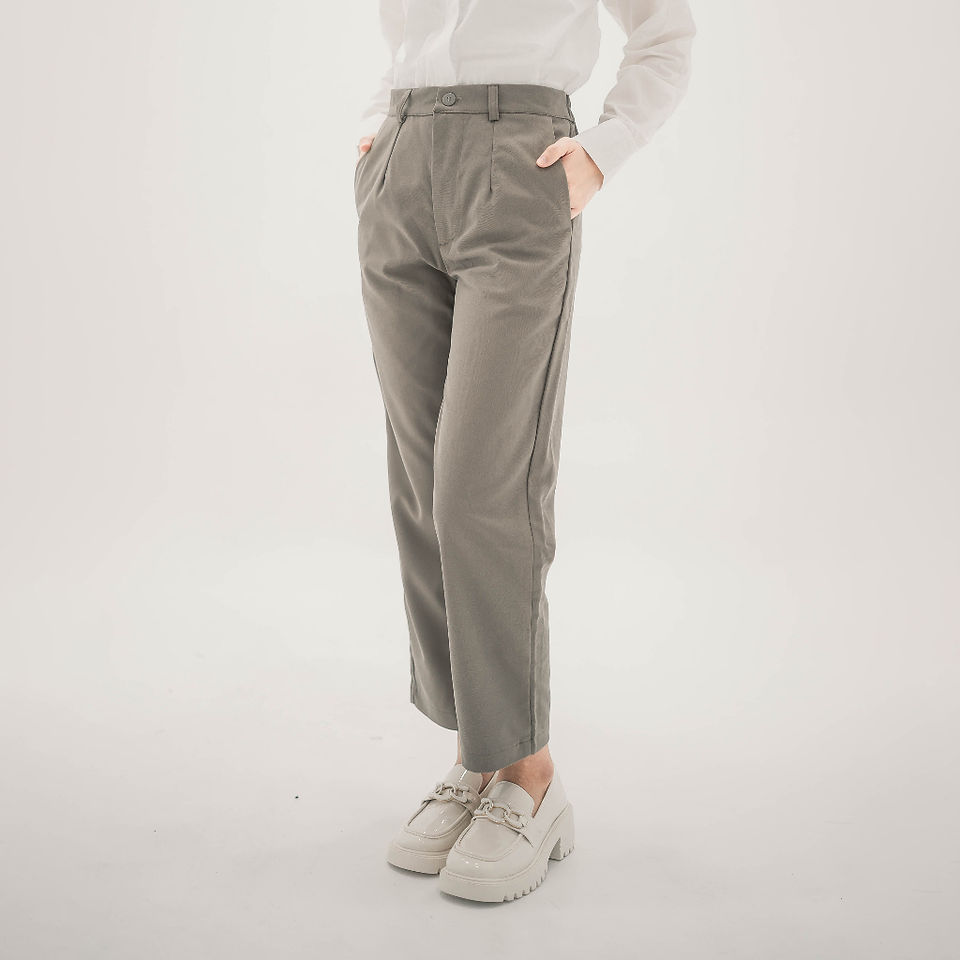 straight pants