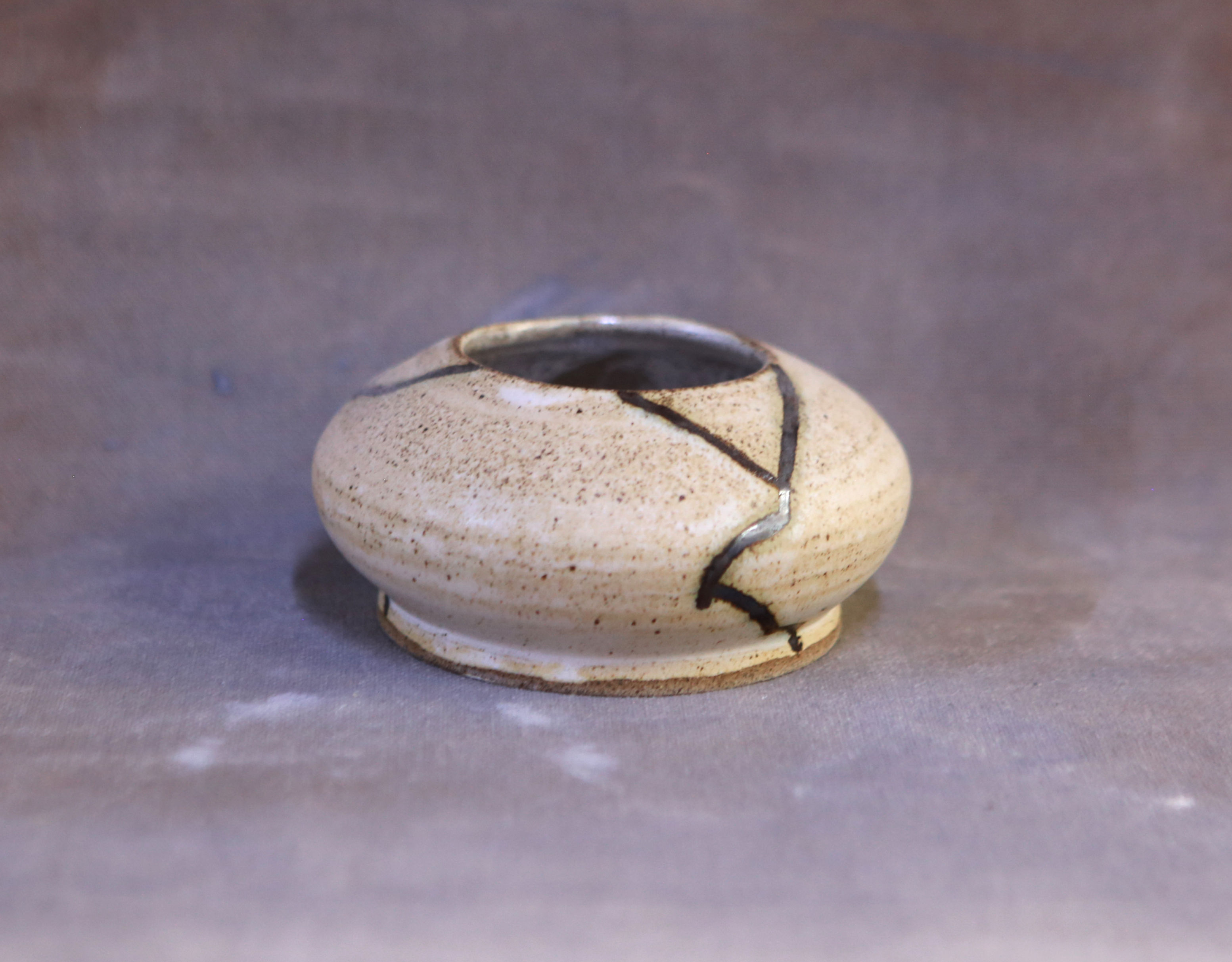 אגרטל יפני דב לבן