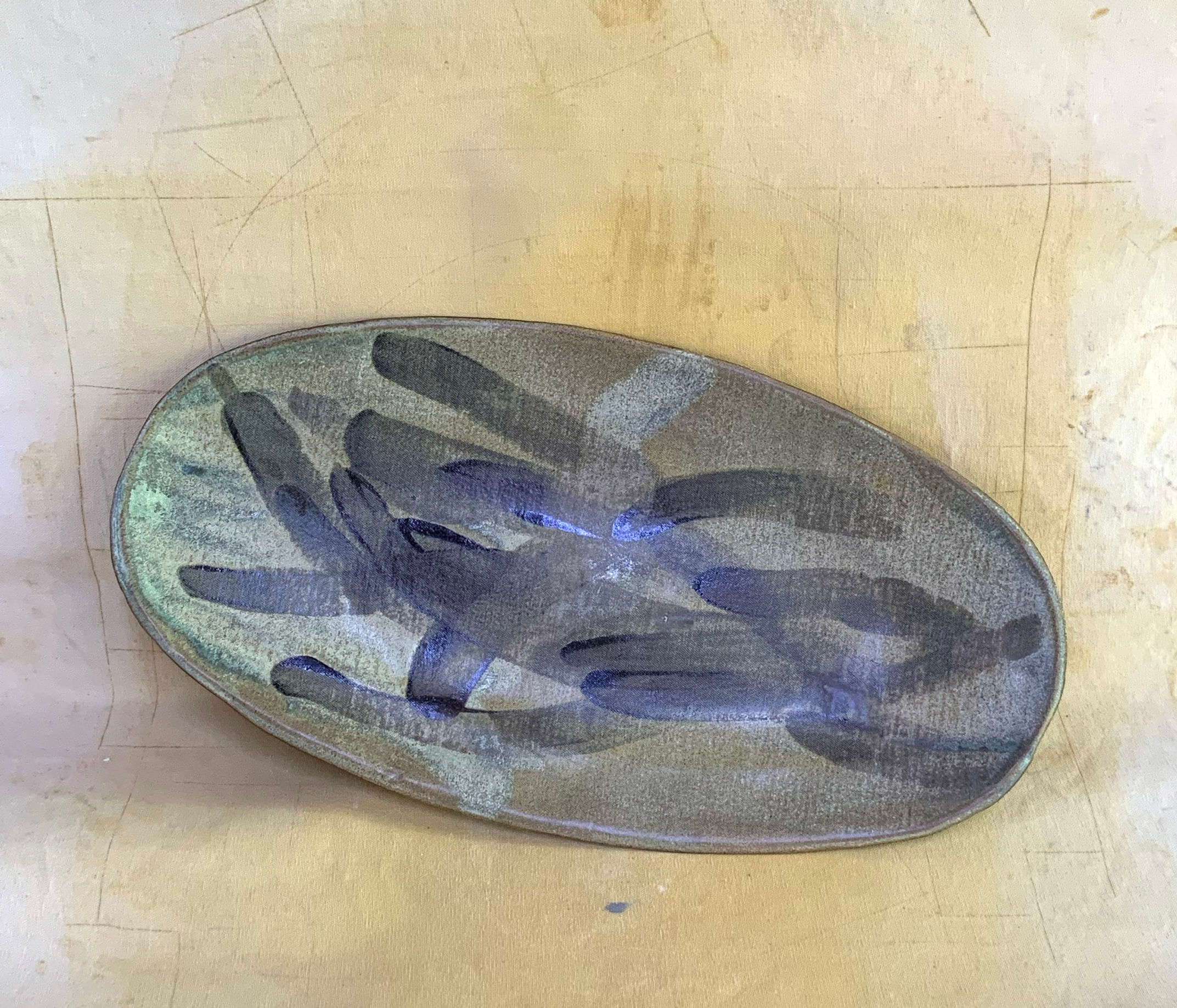 מגש אובלי אבסטרקט