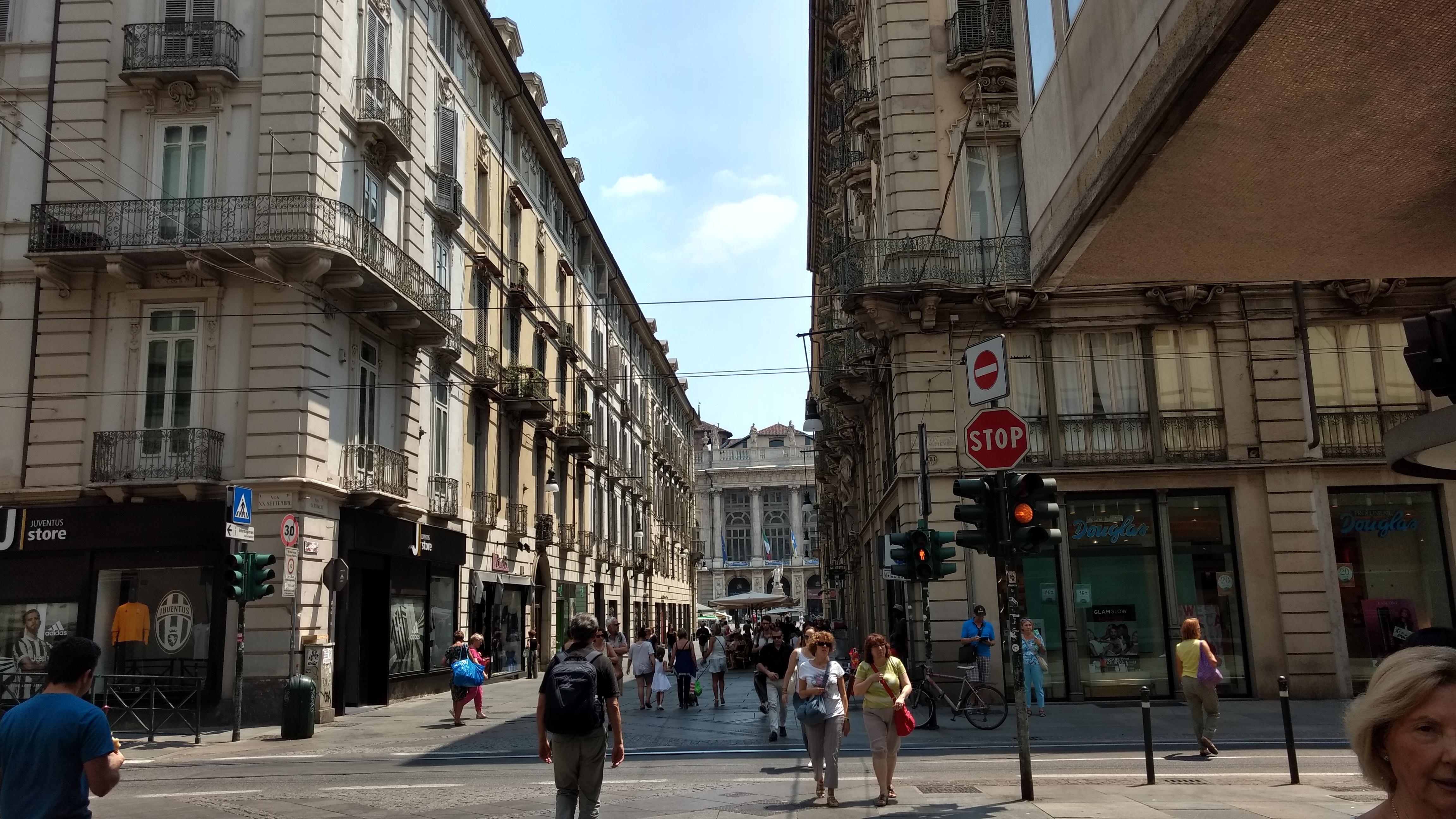 adidas store torino via garibaldi