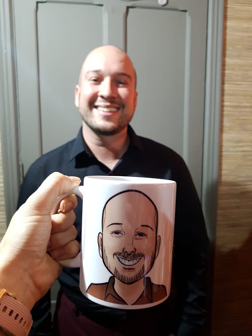 Caricaturas em Canecas