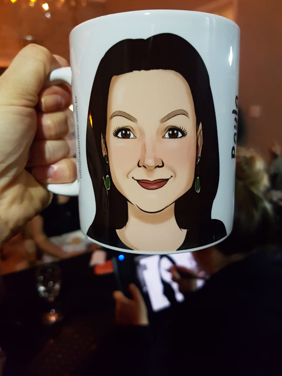 Caricaturas em Canecas