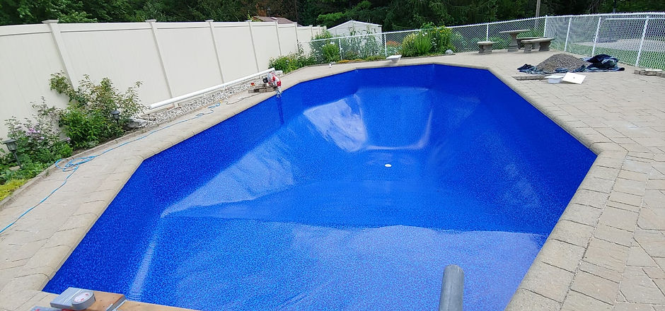 Mesure De Toile De Piscine Creusée Gatineau-Ottawa Royal Piscines Et Spas