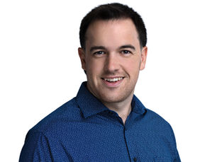 What to Wear for Company Headshots: A Complete Guide for Professional, On-Brand Photos