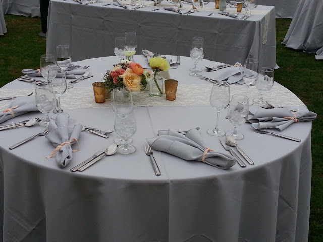beautiful table setting.jpg