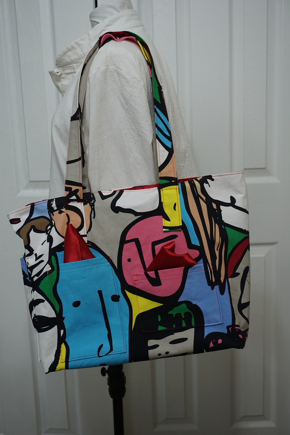 Large tote showing workmanship