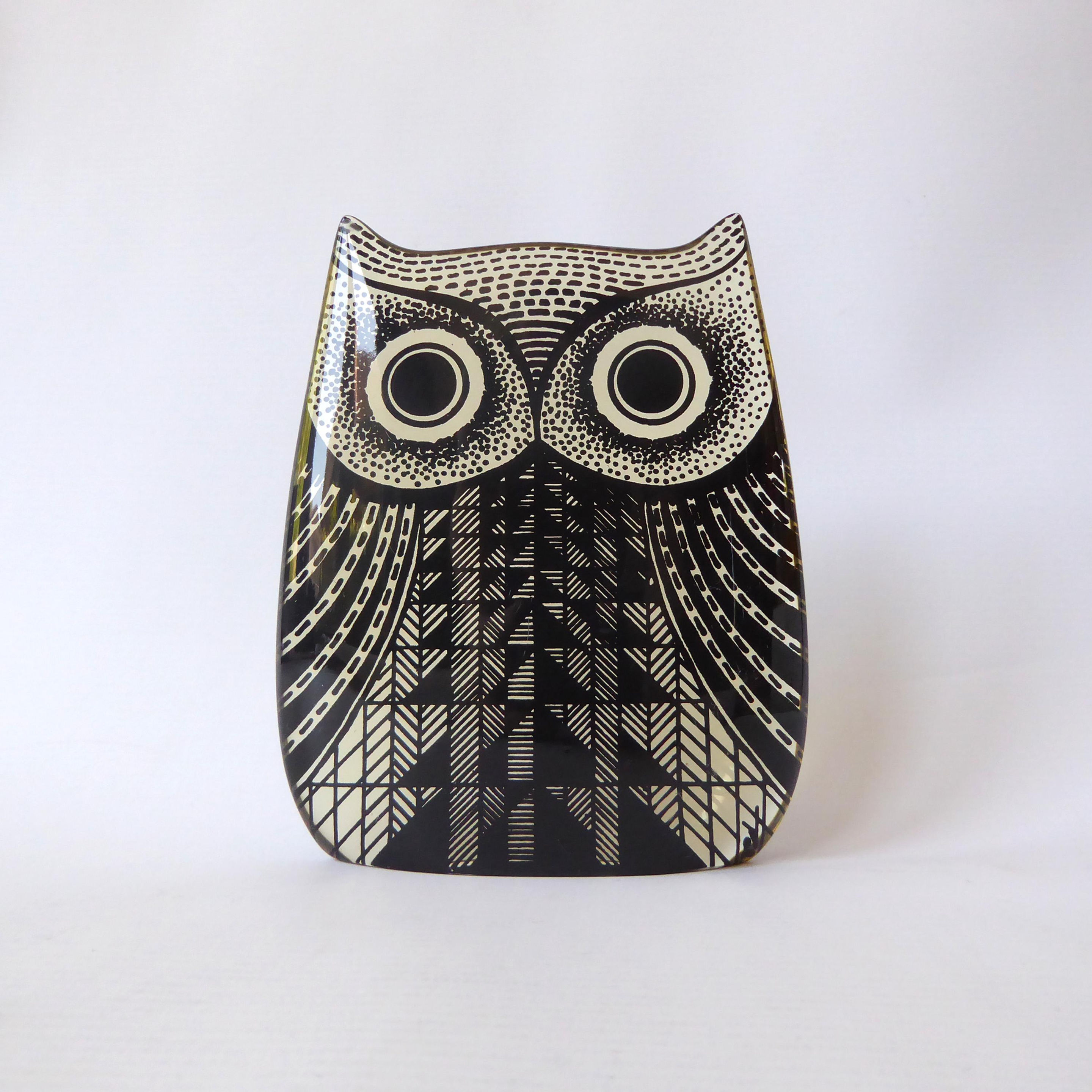 Abraham Palatnik Brazil 6" lucite OWL figurine. Acrylic vintage 1970s op art
