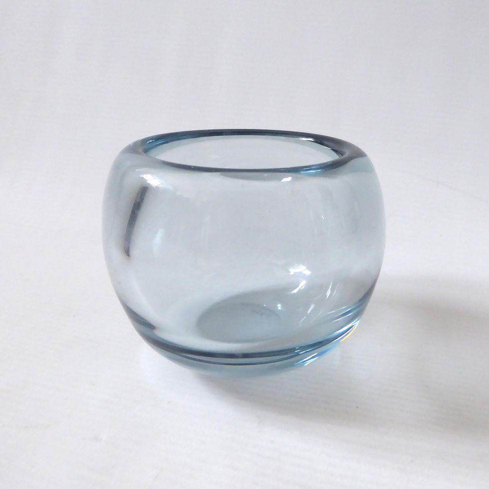 Thumbnail: Holmegaard Per Lutken Akva round bowl. Vintage Danish art glass, signed 1961