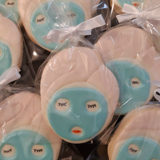 Spa face cookies.towel detail.jpg