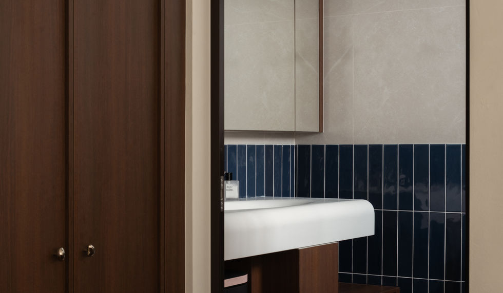 Resale 5-room HDB master bathroom 