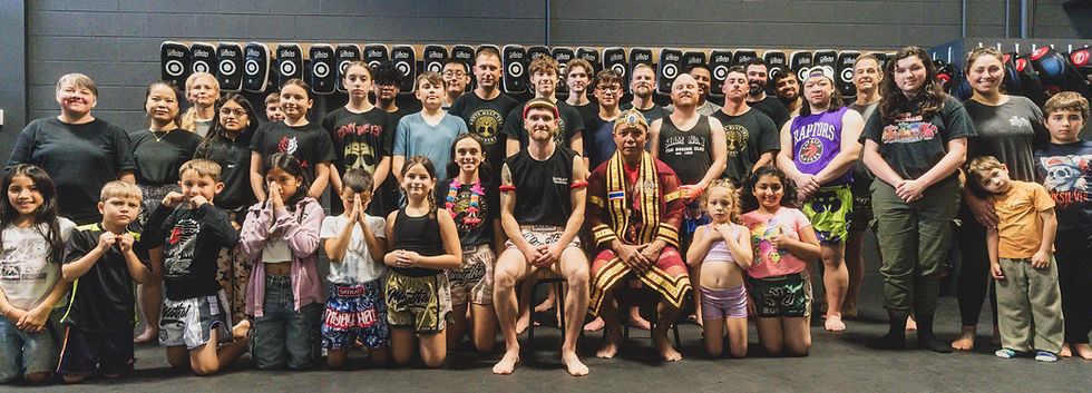 group muay thai photo