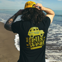 Miniature : T-shirt noir manches courtes homme avec impression Jeep de la marque "Hellswea" modèle "tee jeep" vue de dos sur mannequin