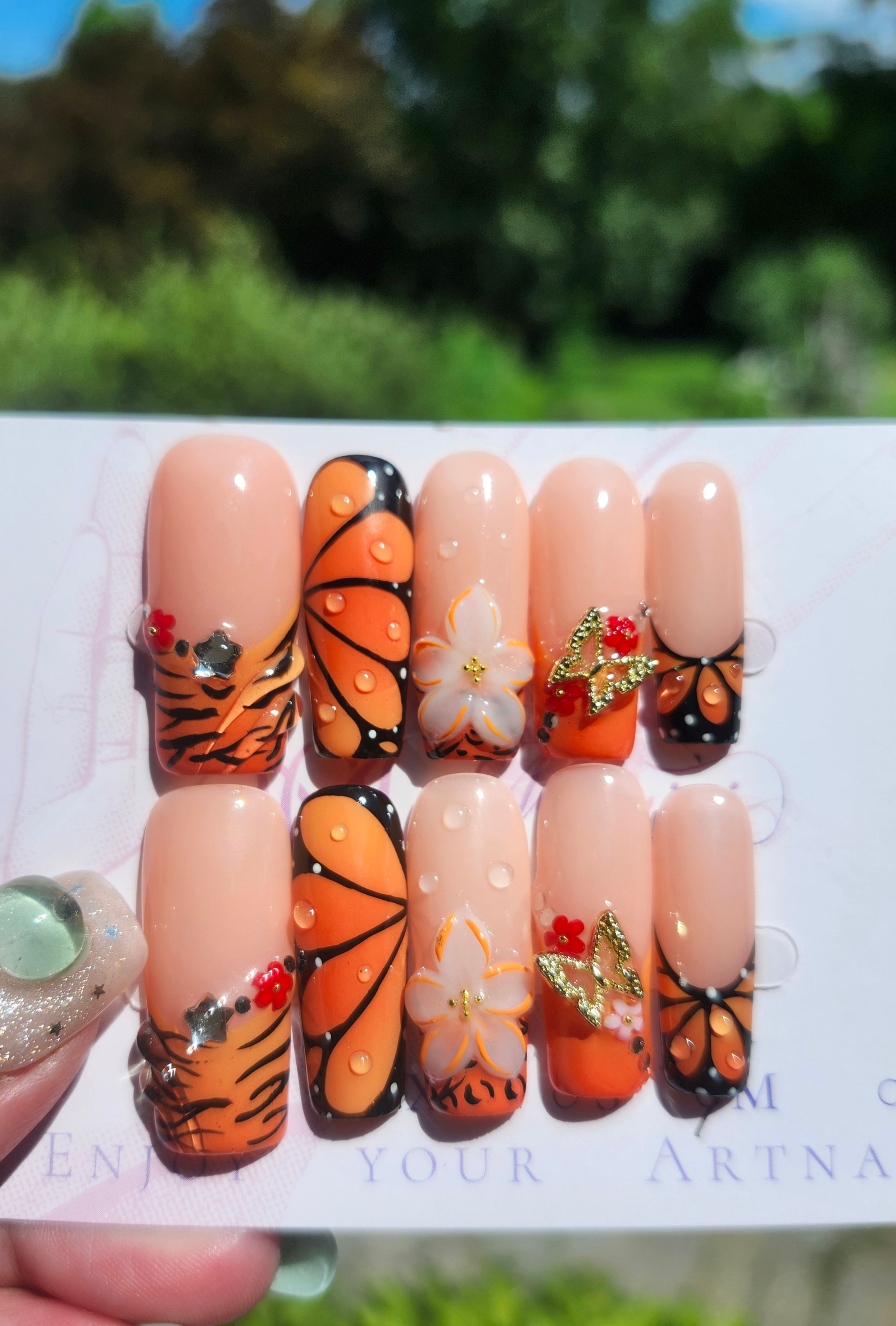 Monarch Butterfly 3D Nails Medium sz.