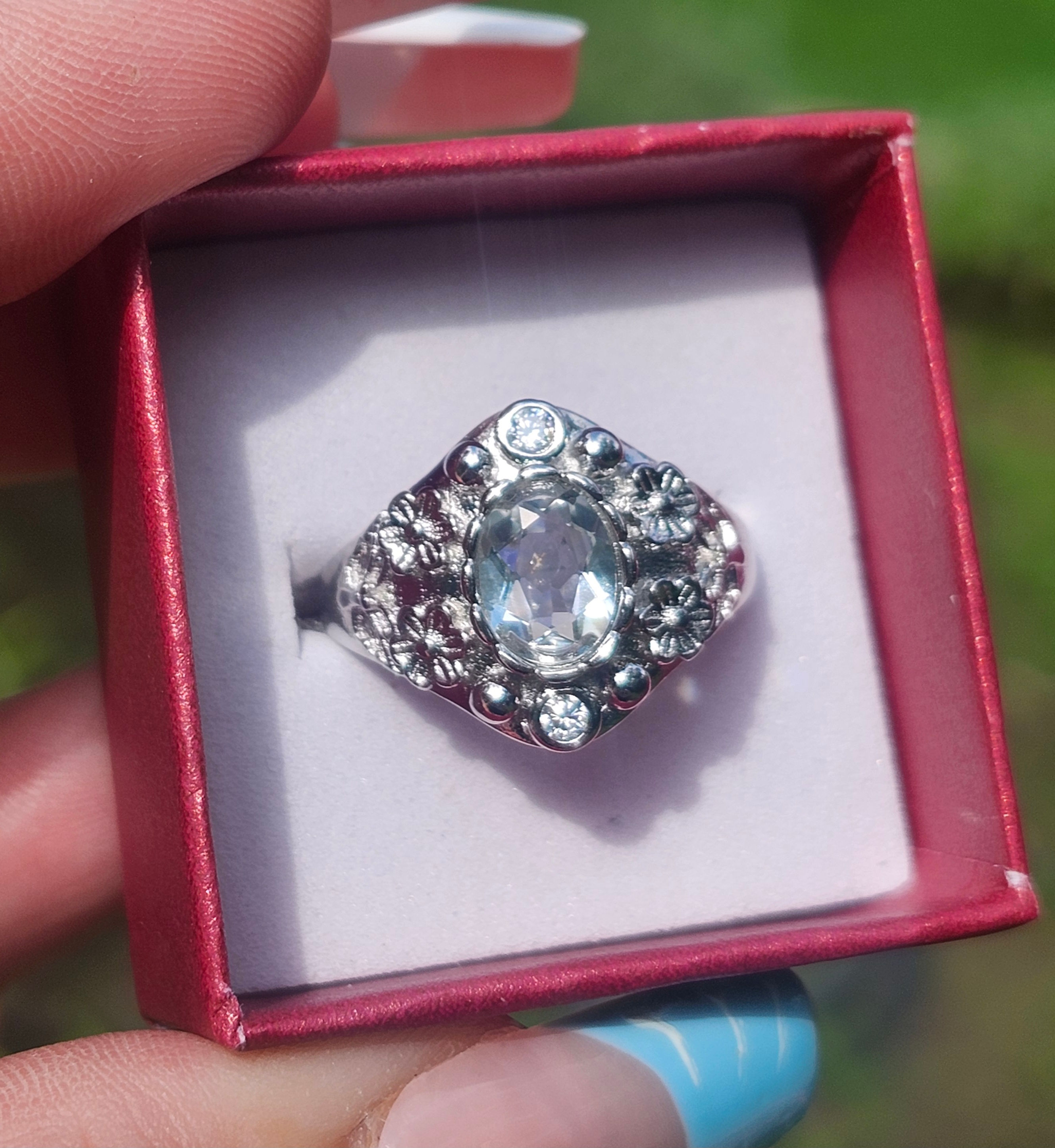 Ultra Pale Green Quartz Ring