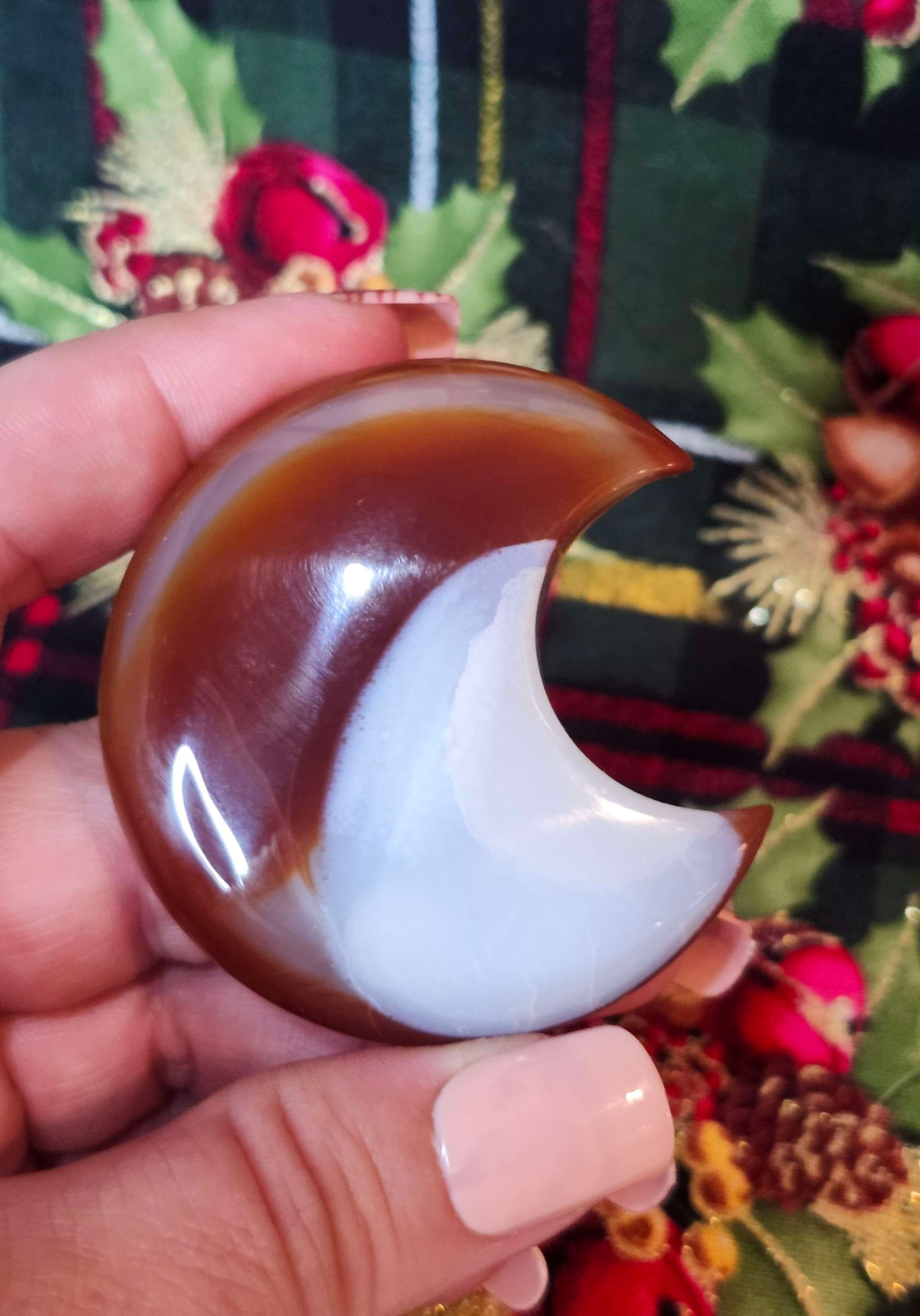 Carnelian Moon w/Stand Small