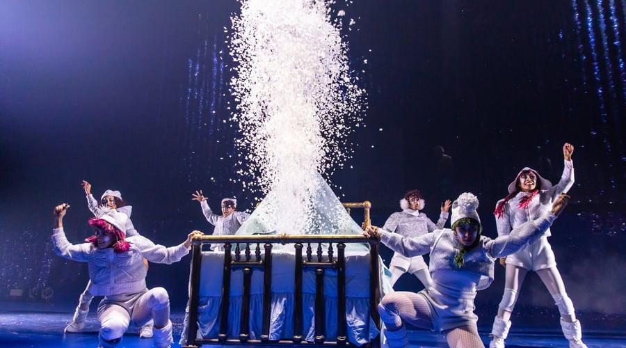 Twas the Night Before… by Cirque du Soleil