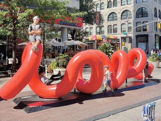 Yoni Alter’s interactive sculpture invites NYC to see “love” from a new perspective