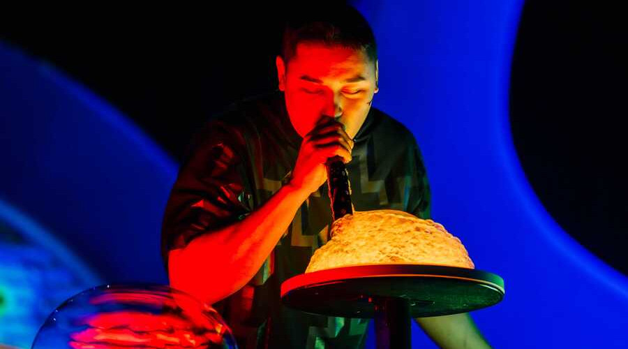 Gazillion Bubble Show Brings Family Magic to NYC
