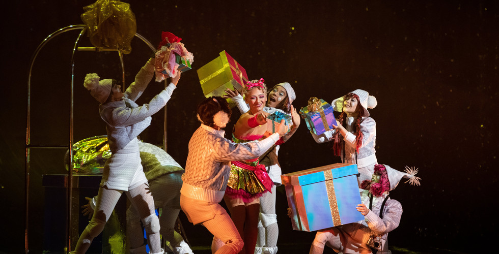 Twas the Night Before… by Cirque du Soleil