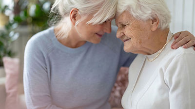 Badanti esperte nella gestione della persona malata di Alzheimer