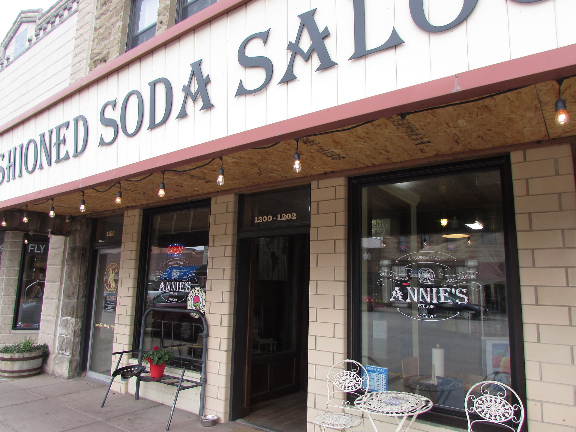 Annie's Soda Saloon and Cafe