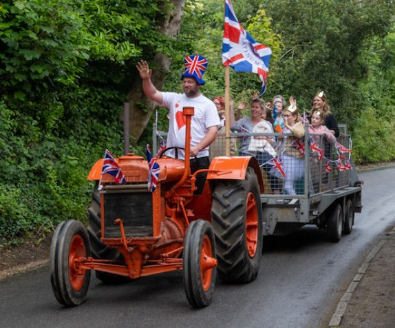 Another village Fordson. After war broke out the colour was changed to green and there were fewer body panels in order to save metal.