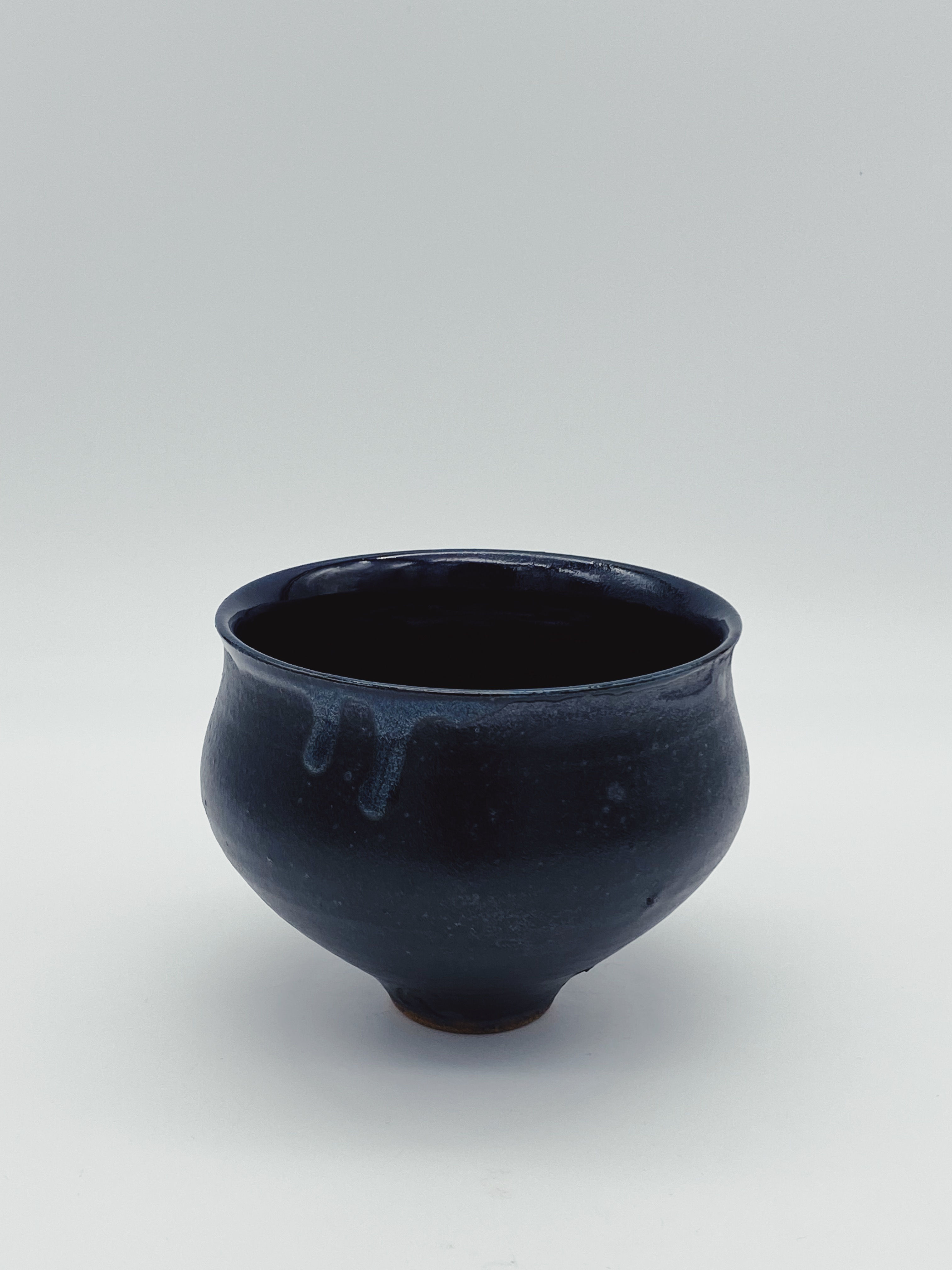 小服茶碗 ブラック・ダークブルー