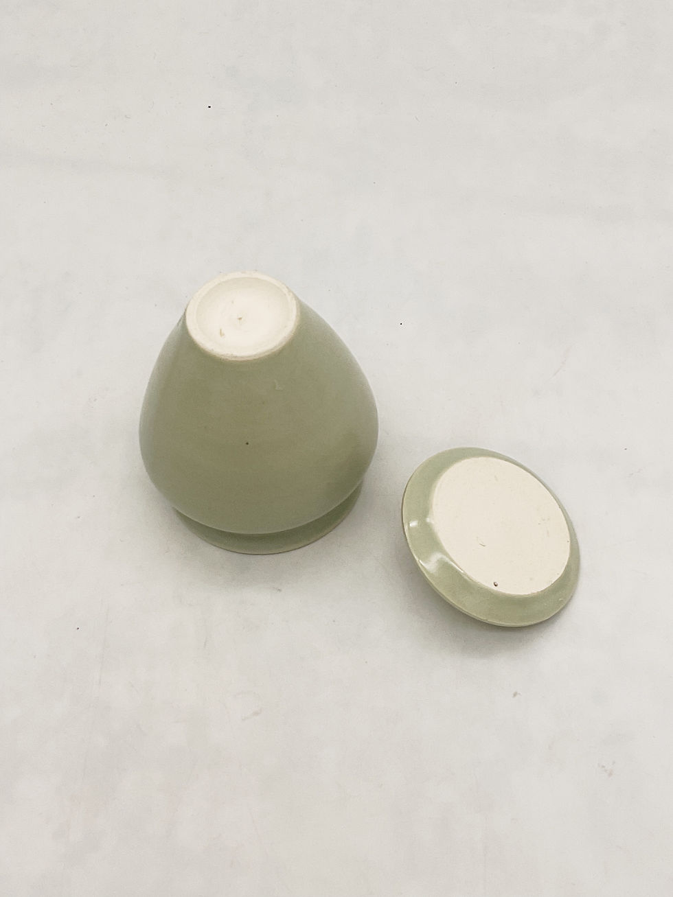 サムネイル： 茶入　緑青磁