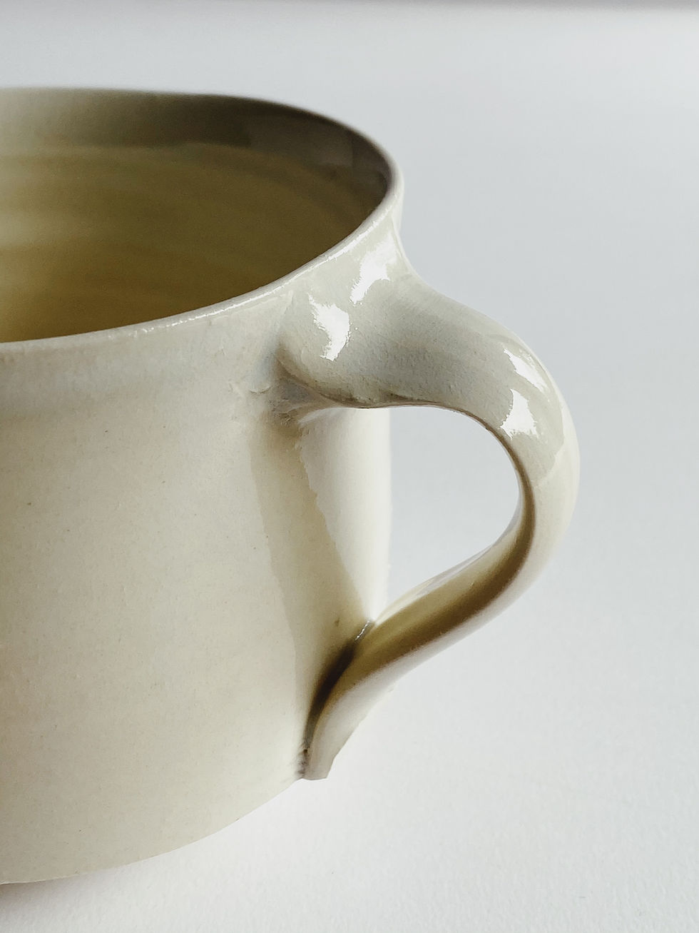 Thumbnail: Stout Mug L White