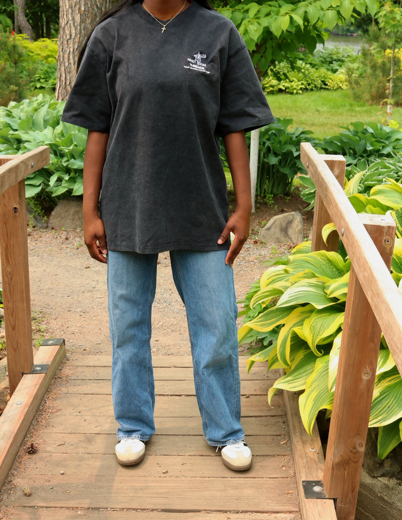 "SEEK JESUS" T-Shirt