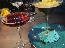 Tehrattan & Cafe Glace