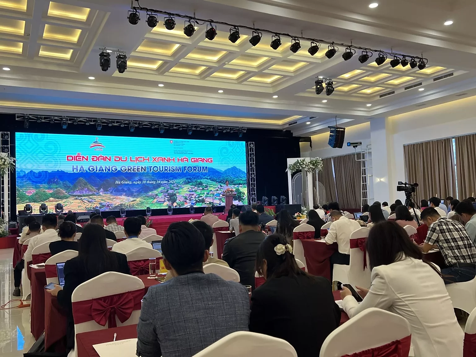 Mr. Nguyen Hong Hai, Director of Ha Giang provincial Department of Culture, Sports and Tourism, delivers opening remarks.