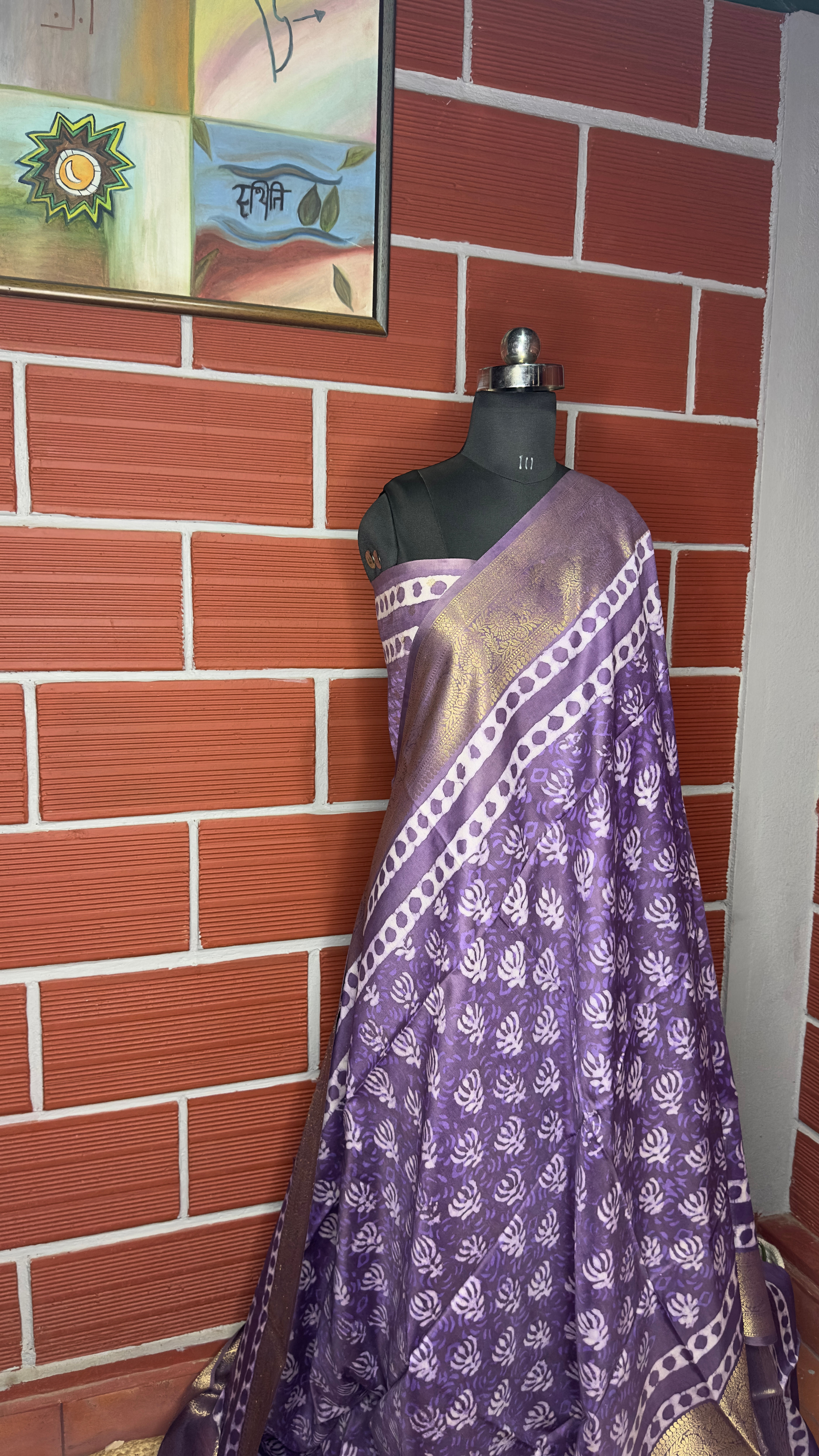 Voilet Liva Antique Border