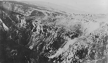 Gilman sat near top of Battle Mountain, while rail line and Eagle River below.